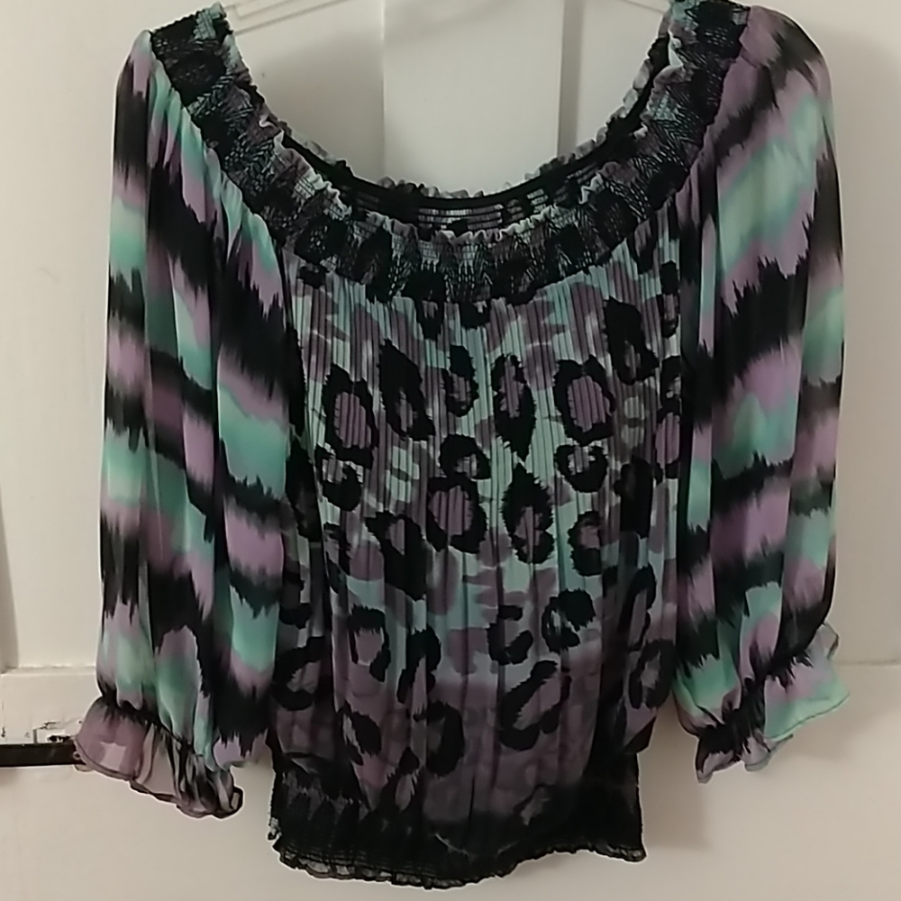 Beautiful top - great for dates and dancing!